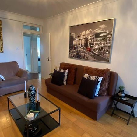 2 Bedroom Flat In Camberwell Green - Central Location With Excellent Connections To Tourist Attractions And Main London Airports Buitenkant foto